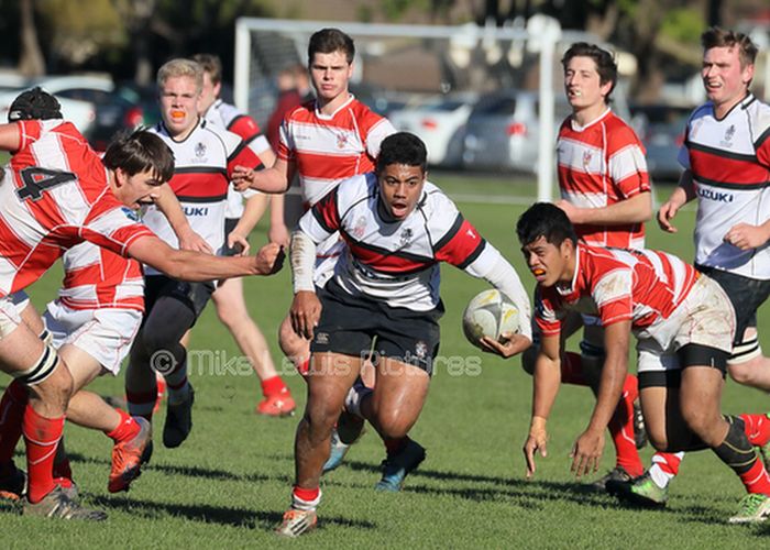 Scots College pull clear to beat Lindisfarne